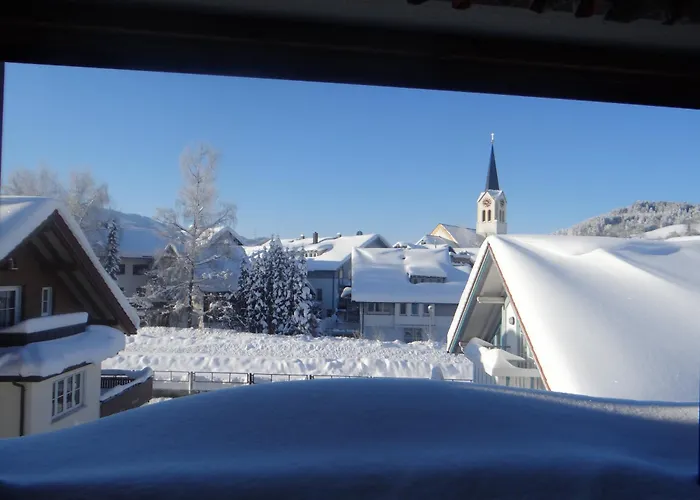 Allgaeu Vibes - Fusslaeufige Erreichbarkeit Vom Bahnhof, Echte Flatrate Fuer Internet Festnetz, Mit Aussicht, Wettergeschuetzter Balkon