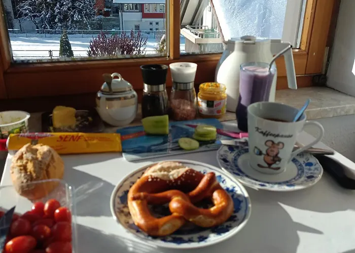 Allgaeu Vibes - Fusslaeufige Erreichbarkeit Vom Bahnhof, Echte Flatrate Fuer Internet Festnetz, Mit Aussicht, Wettergeschuetzter Balkon